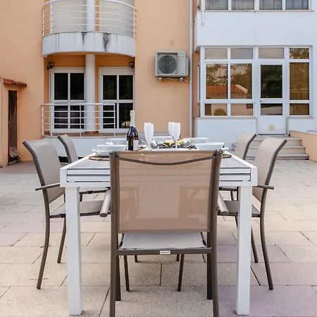 Caldas Charm Getaway - Garden Terrace & Comfort Caldas Da Rainha