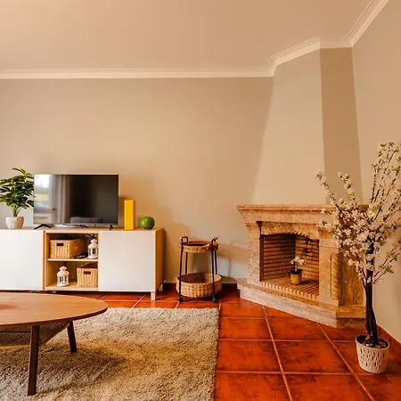 Caldas Charm Getaway - Garden Terrace & Comfort *