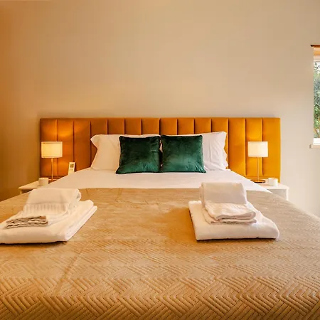 Caldas Charm Getaway - Garden Terrace & Comfort * Caldas Da Rainha