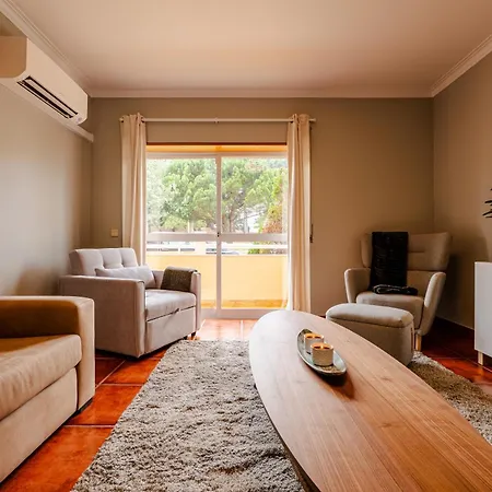 Caldas Charm Getaway - Garden Terrace & Comfort Caldas Da Rainha