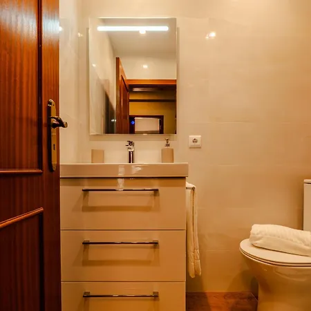 Apartment Caldas Charm Getaway - Garden Terrace & Comfort Caldas Da Rainha