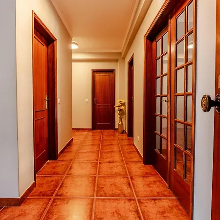 Caldas Charm Getaway - Garden Terrace & Comfort Apartment