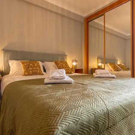 Caldas Charm Getaway - Garden Terrace & Comfort
