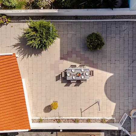 Apartment Caldas Charm Getaway - Garden Terrace & Comfort
